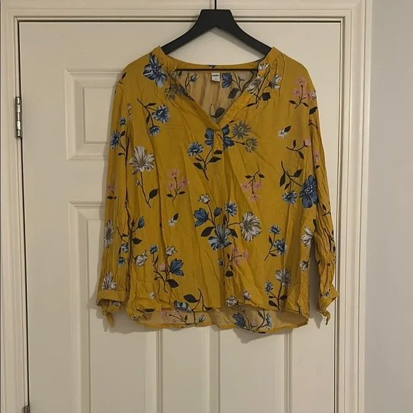 Old Navy Floral Yellow Blouse - Picture 1 of 4